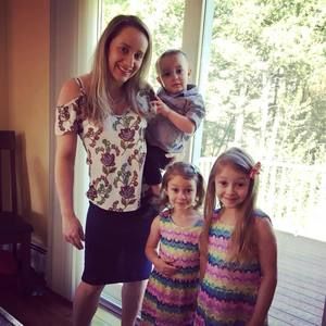 Meet your Posher, Danielle